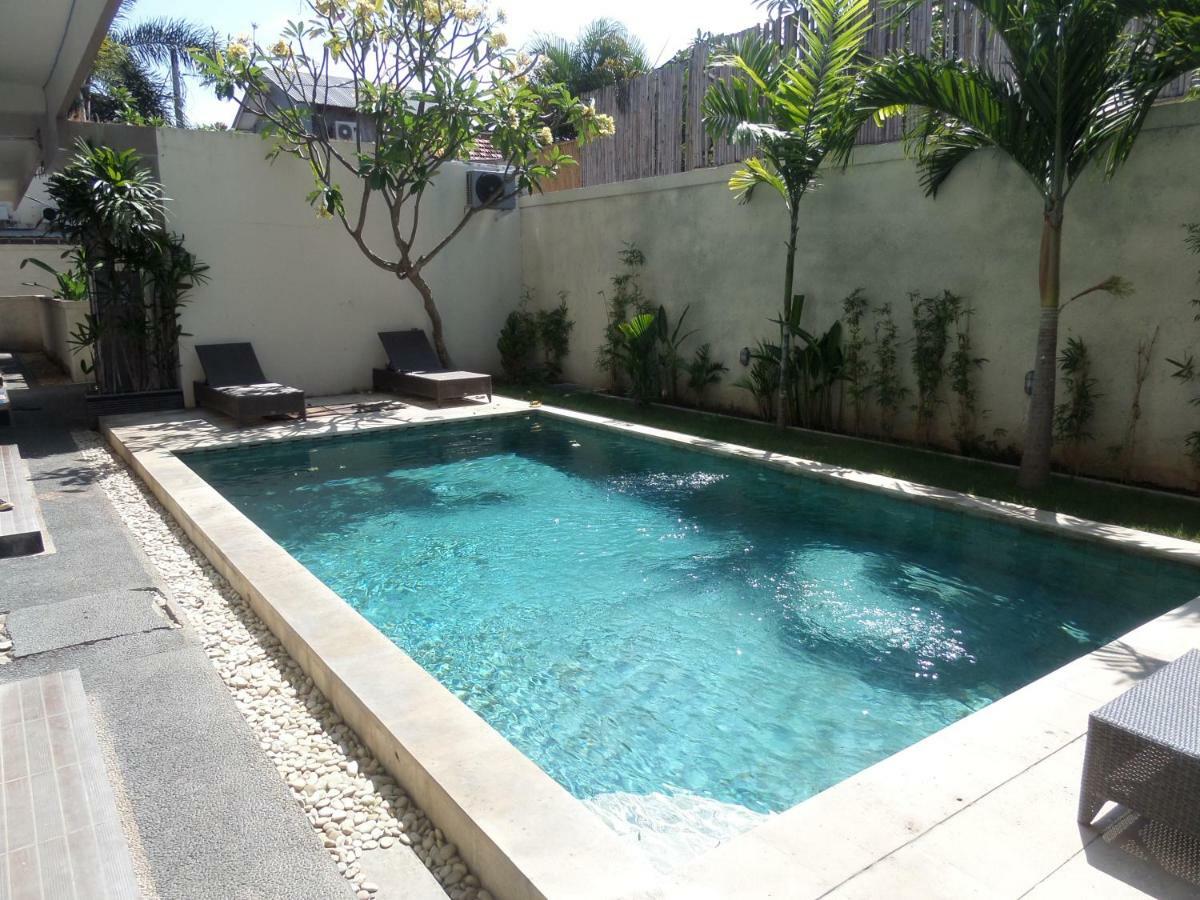 Aparthotel Krisna Seminyak Zewnętrze zdjęcie